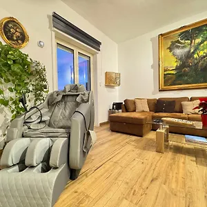 Carrubba's Luxury , San Giovanni La Punta Italia